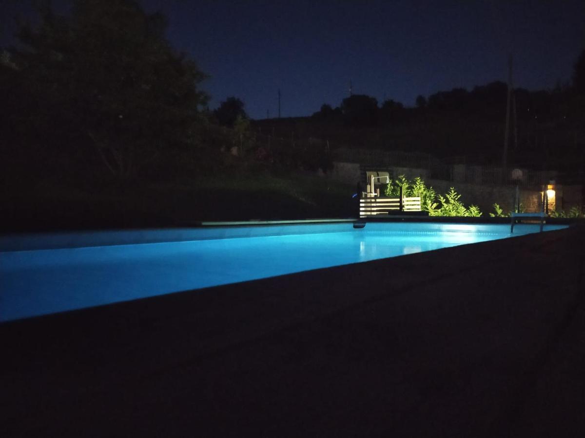 Bed and Breakfast La Tana Dello Scoiattolo - Adults Only Murazzano  Exterior foto
