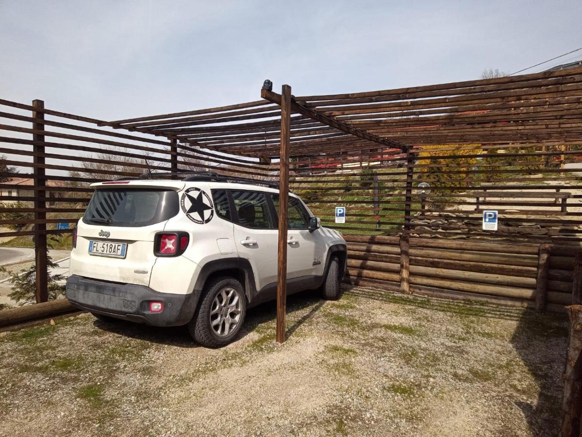 Bed and Breakfast La Tana Dello Scoiattolo - Adults Only Murazzano  Exterior foto
