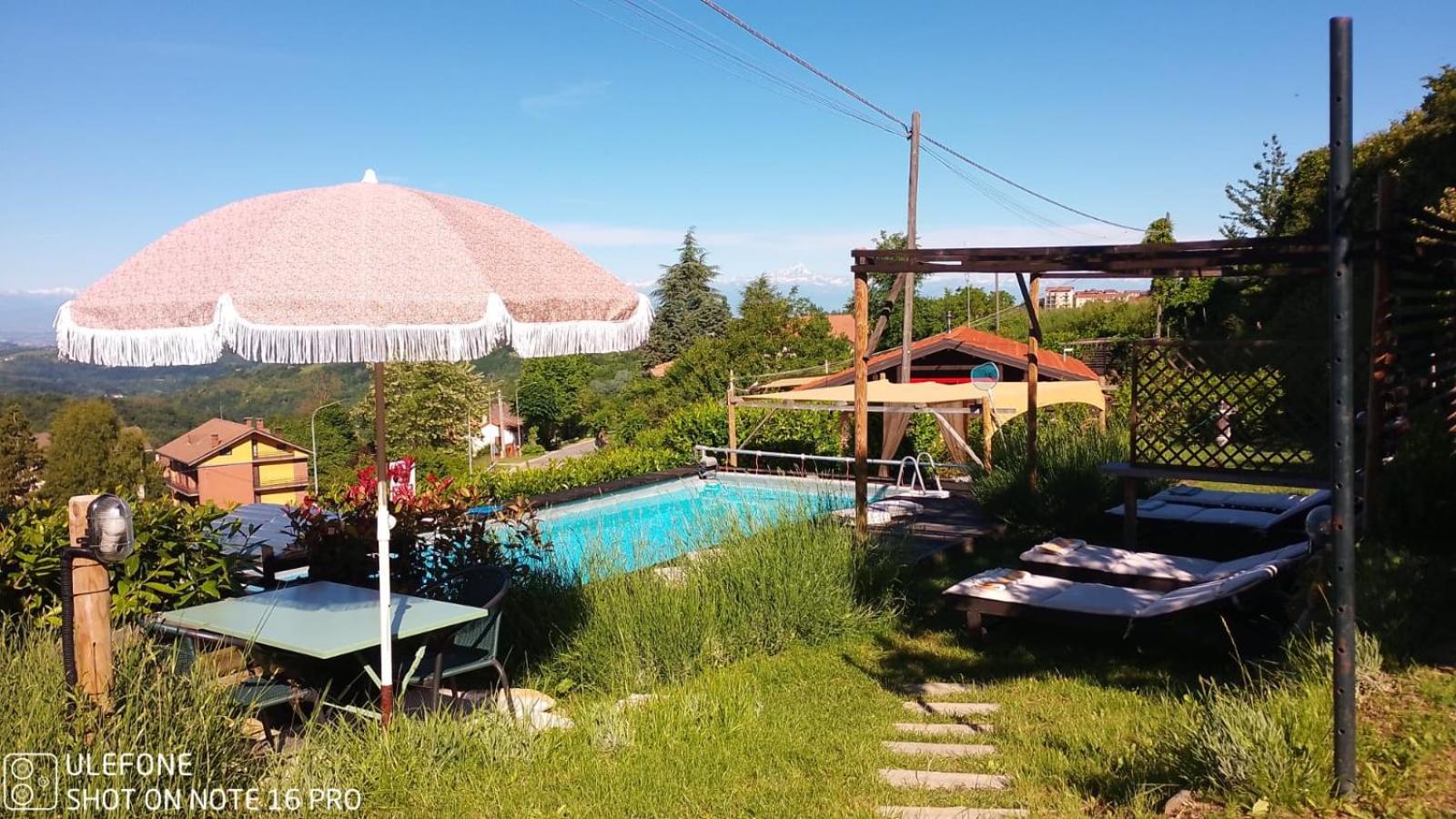 Bed and Breakfast La Tana Dello Scoiattolo - Adults Only Murazzano  Exterior foto