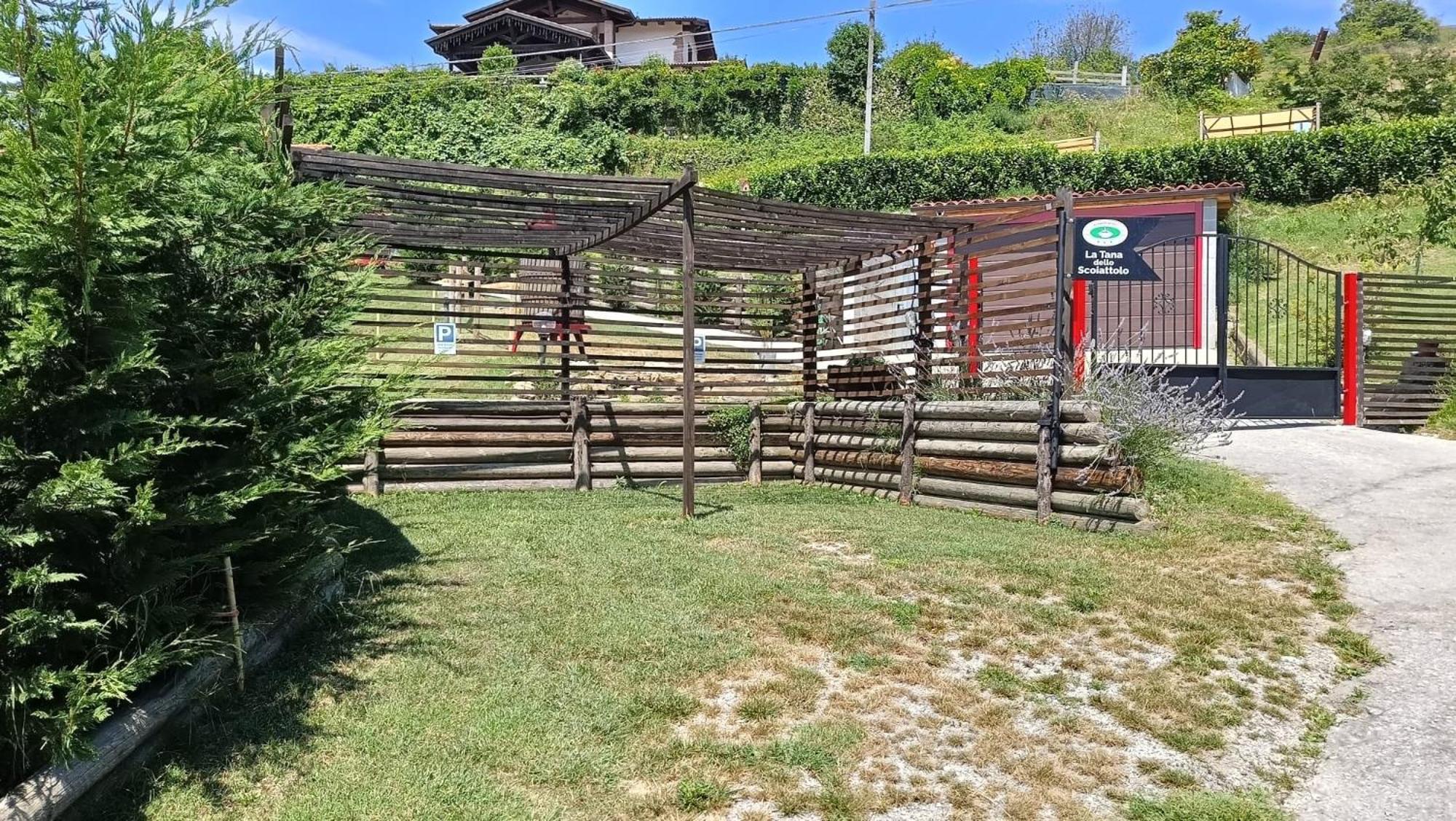 Bed and Breakfast La Tana Dello Scoiattolo - Adults Only Murazzano  Exterior foto